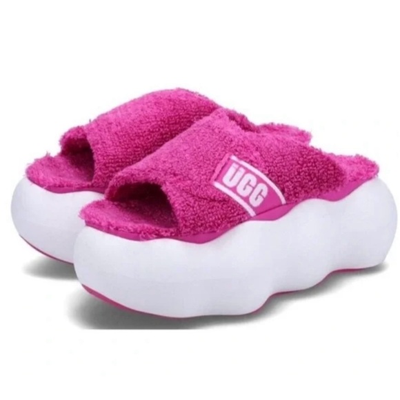 Women’s UGG Fuchsia Terry SugarCloud Slippers 3 inch platform size 7 NWOT - Picture 2 of 8